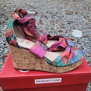Impro Brand Vibrant Wedge Sandals with Memory Foam